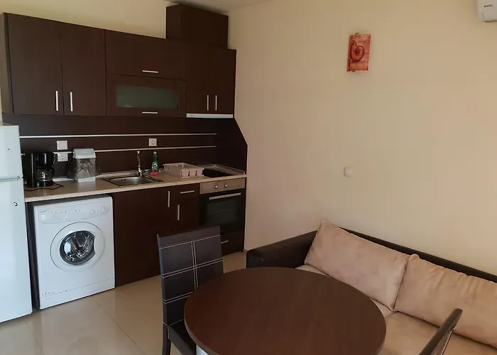 Vip In Garden Sozopol